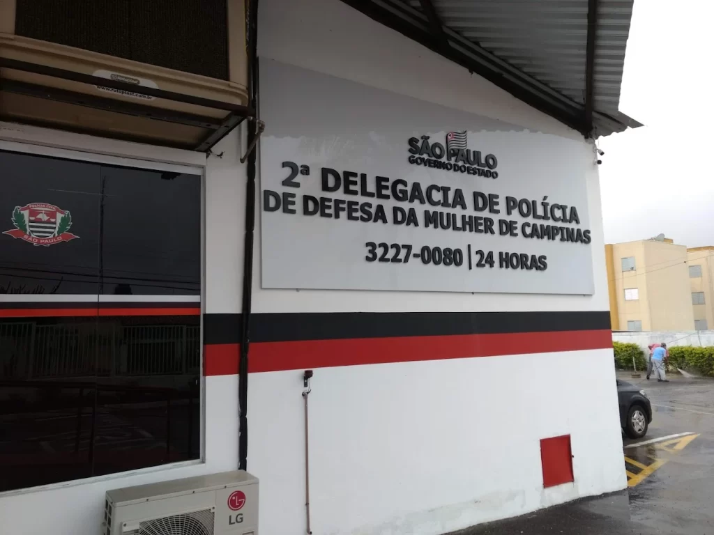 Mulher sobrevive após ser esfaqueada 10 vezes pelo namorado em Campinas