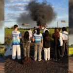 Pais denunciam precariedade de ônibus que transporta crianças e jovens atletas